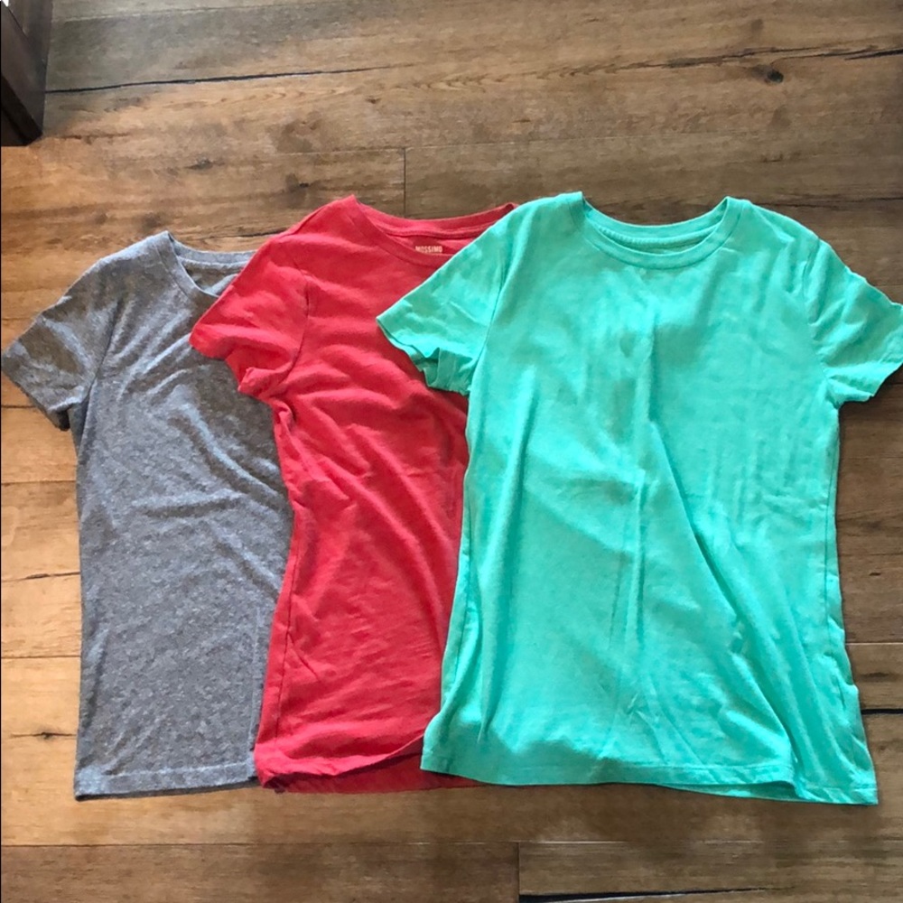 Mossimo small soft tee t shirt $6 each